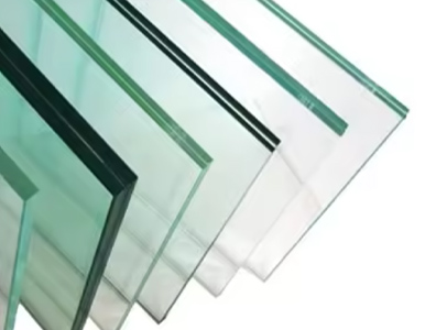 The glass which are often specified for these systems include tempered, laminated, and double-glazed options for safety and sound insulation. 